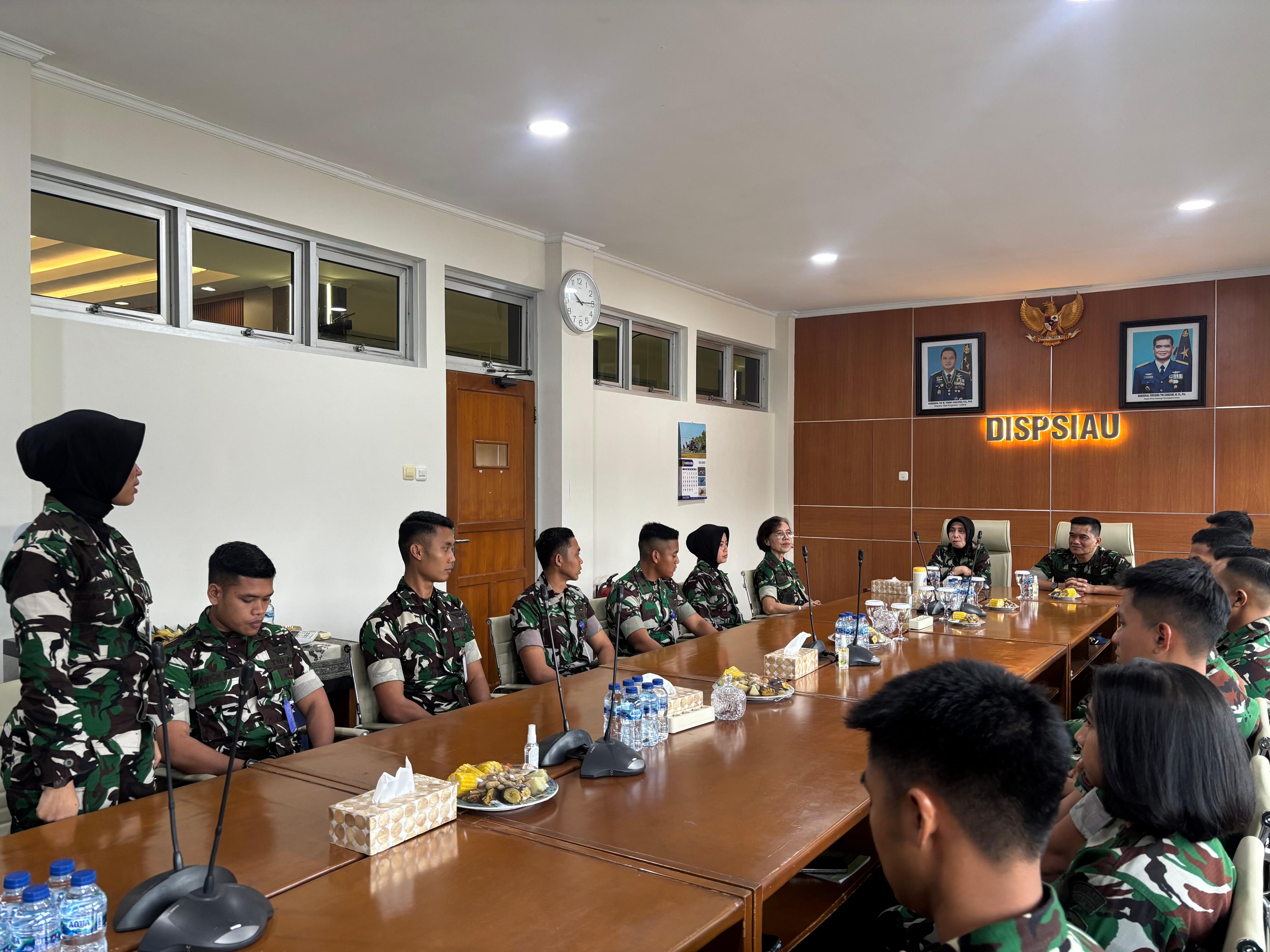 Kepala Pusat Psikologi TNI kunjungi Dinas Psikologi TNI Angkatan Udara